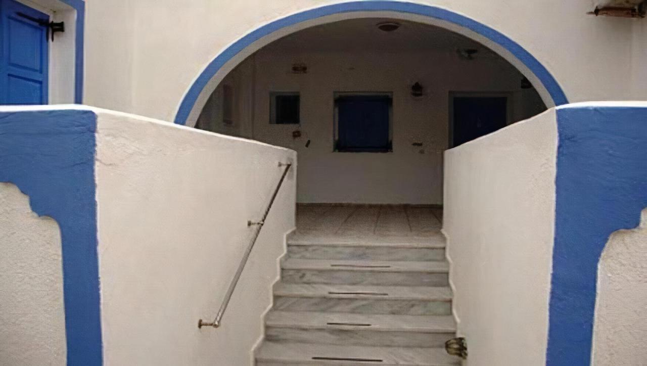 Studios Halaris Períssa Extérieur photo
