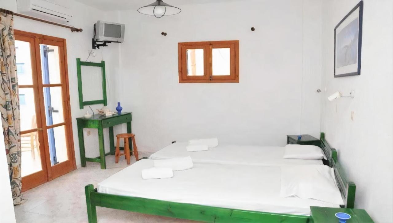 Studios Halaris Períssa Extérieur photo